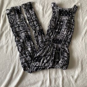 Fashionweb Boho Patterned Sleeveless Jumpsuit